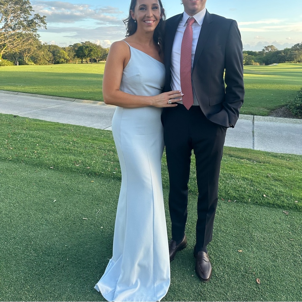 Bella Bridesmaids Dress. Never tailored! Worn once!